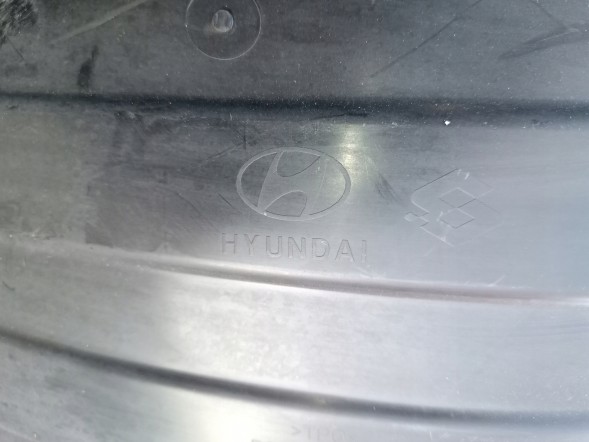 Hyundai OE 86813-Q0400 .x Hyundai Bayon 21- ліва передня колісна арка