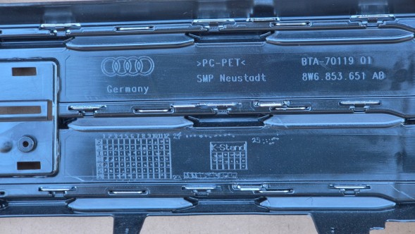 Audi OE GRILL AUDI A5 F5 8W6 PRZEDLIFT 2015-2019 CHROM MAŁA TABL Решітка радіатора GRILL Audi A5 F5 8W6 15-19 ХРОМ OE 8W6853651AB R ОРИГІНАЛ НОВИЙ