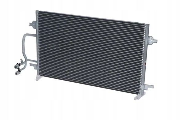 NRF 35226 Конденсатор радіатора кондиціонування повітря 35226 nrf audi