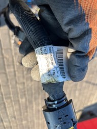 Mitsubishi OE MITSUBISHI FUSO CANTER 3.0 EURO5 EURO6 WIĄZKA УСТАНОВКА ДВИГУНА ЕЛЕКТРИЧНИЙ ПРОМІНЬ FUSO CANTER 3.0 ЄВРО5 ЄВРО6
