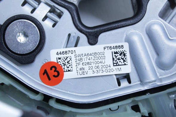 BMW OE 8746675 32308746675 #13 ШКІРЯНЕ КЕРМО M-PAKET BMW F40 F44 G42 G20 G21 G22 G23 G26 i4 G29 Z4