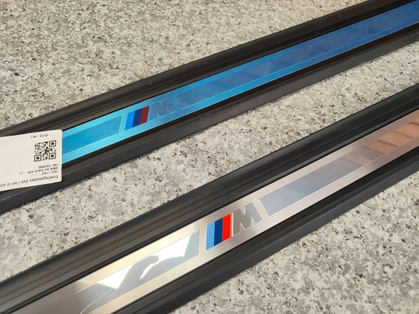 BMW OE 8077317 LISTWY NAKŁADKI PROGOWE LEWA + PRAWA M-PAKIET BMW 4 G22 G23 8077317 НАКЛАДКИ НА ПОРОГИ ЛІВА + ПРАВА M-PAKET BMW 4 G22 G23 8077317