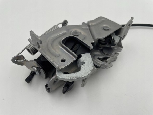 BMW OE MRRRKKKA 7468350 BMW F40 F44 G20 G21 G80 G22 G23 ЗАМОК КАПОТУ ПРАВИЙ 7468350