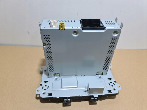 Volkswagen OE 6C0035888 VW РАДІОПРИЙМАЧ VW VOLKSWAGEN ГОЛЬФ 7 ПОЛО 6C0035888 ОРИГІНАЛЬНИЙ