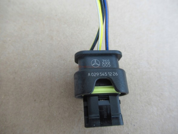 Mercedes-Benz OE A2475402020 Mercedes gla beam pdc передний a2475402020