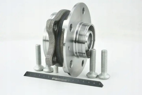 Febest 1782-Q5R Втулка колеса 1782-q5r febest audi a4 b8 (8k2)