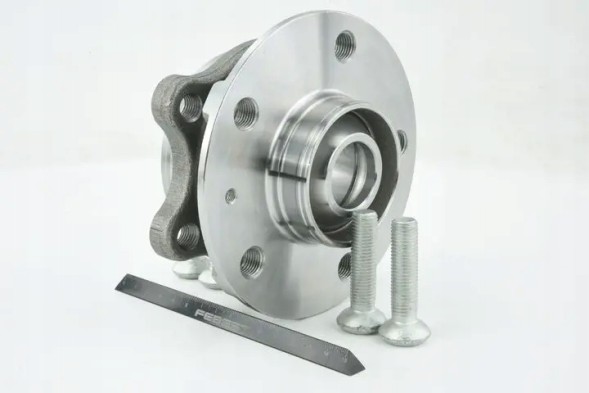 Febest 1782-Q5R Втулка колеса 1782-q5r febest audi a4 b8 (8k2)