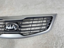 Kia OE 863523W000 86352 3W000 86361-3U000 11252010 gril maskownica chłodnicy zderzaka przedniego w zderzak przód przedni przodu chrom chromowana chromowany Решітка радіатора KIA SPORTAGE III 10-13, передня