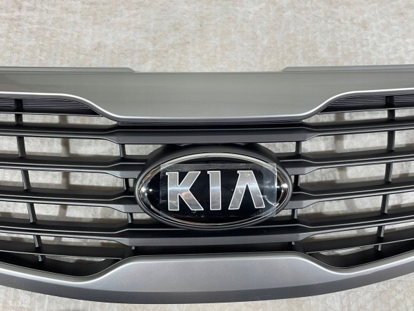 Kia OE 863523W000 86352 3W000 86361-3U000 11252010 gril maskownica chłodnicy zderzaka przedniego w zderzak przód przedni przodu chrom chromowana chromowany Решітка радіатора KIA SPORTAGE III 10-13, передня