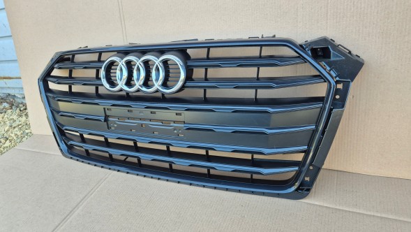 Audi OE GRILL ATRAPA CHŁODNICY AUDI A5 F5 8W6 PRZEDLIFT 2016-2019 BLACK MAŁA TABLICA LISTWY Решітка радіатора GRILL Audi A5 F5 8W6 16-19 BLACK OE 8W6853651BR AB НОВА!!