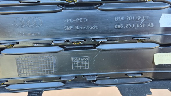 Audi OE GRILL ATRAPA CHŁODNICY AUDI A5 F5 8W6 PRZEDLIFT 2016-2019 BLACK MAŁA TABLICA LISTWY Решітка радіатора GRILL Audi A5 F5 8W6 16-19 BLACK OE 8W6853651BR AB НОВА!!