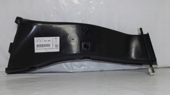 BMW OE 7342492 BMW F48 wlot prawy Bmw x1 f48 повітрозабірник правий 7342492