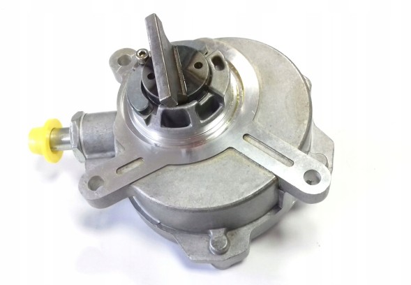 Китай 11667525075 ВАКУУМНИЙ НАСОС BMW 5(E60),BMW 6(E63),BMW 7 E65