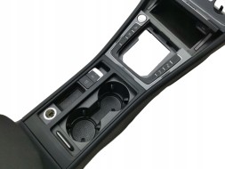 Volkswagen OE 5GE863241D, DWP471636OE Центральна консоль VW Golf VII 5GE863241D
