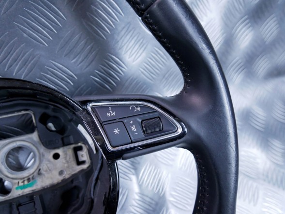Audi OE Kierownica skórzana wielofunkcyjna 8U0419091G AUDI Q3 8U0 Шкіряне кермо багатофункціональне 8U0419091G AUDI Q3 8U0