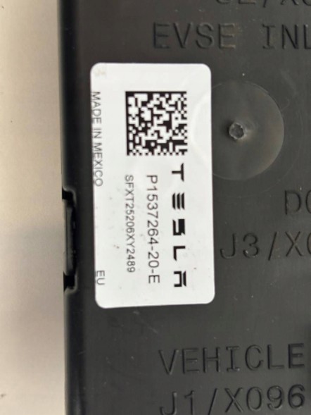 Tesla Драйвери Всі Tesla Модель 3 Highland P1537264-20-E
