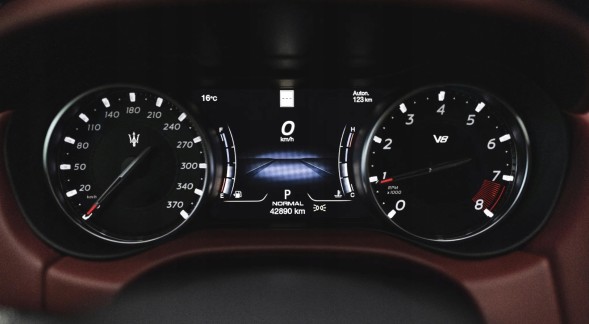 Moman 0089688096482 Maserati Ghibli Trofeo циферблати спідометра заміна MPH на KMH Premium