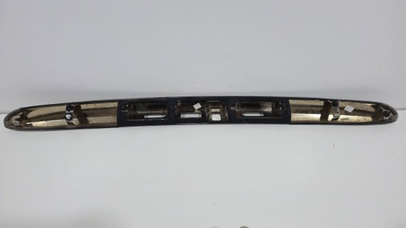 Renault OE 848103563R +48697472561 Хромована накладка на кришку багажника, повна, гарна, Renault Kangoo III 848102360R OEM