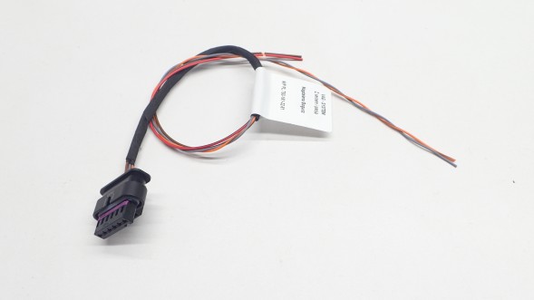Volkswagen OE 5WA962133F WZMACNIACZ 4 KABLE ПІДСИЛЮВАЧ ГРУПА VW 5WA962133F + КОМПЛЕКТ 4F0973706
