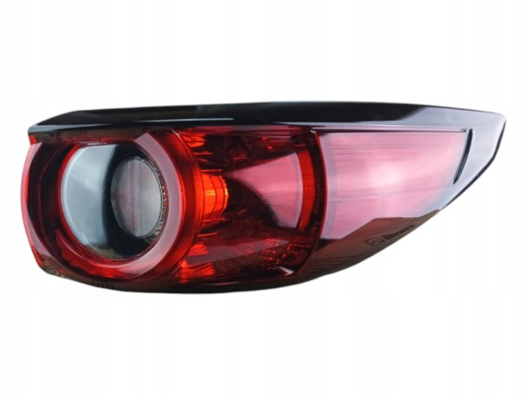 Mazda OE WB/KB8M-51-150G MAZDA CX-5 ЛАМПА ЗАДНЯ СВІТЛОДІОДНА ПРАВА В БРИЗКОВИК KB8M-51-150Г ОРИГІНАЛ