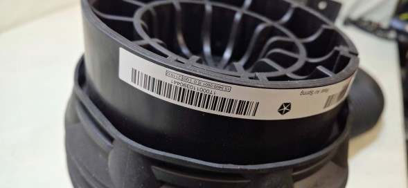 Dodge OE 68069813AA GO ПНЕВМОБАЛОН ПОДУШКА АМОРТИЗАТОРА ЗАДНЯ DODGE RAM 1500 2012-2020 68069813AA НОВИЙ