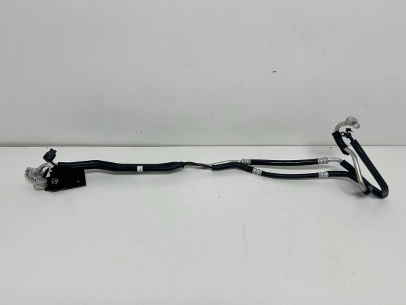 Mazda OE 837633322 ШЛАНГ КОНДИЦІОНЕРА MAZDA CX60 CX-80