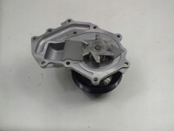 Renault OE 7701057952 Водяний насос master ii 3.0dci ориг
