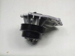 Renault OE 7701057952 Водяний насос master ii 3.0dci ориг