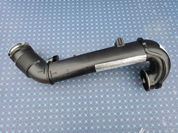 BMW OE RURA POWIETRZA BMW F40 F44 F45 F46 F48 F39 MINI F54 F60 F55 8511377 NOWA QUALI15.09,25 ТРУБА ПОВІТРЯНА BMW F40 F44 F45 F46 F48 F39 MINI F54 F60 F55 8511377 НОВА