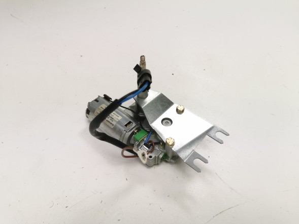 Opel OE 90421859 12 73 007 Двигун склоочисника задній opel astra f універсал oe 90421859 1273007