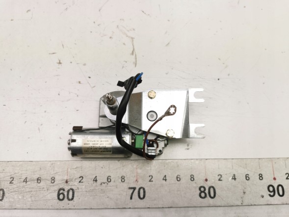 Opel OE 90421859 12 73 007 Двигун склоочисника задній opel astra f універсал oe 90421859 1273007