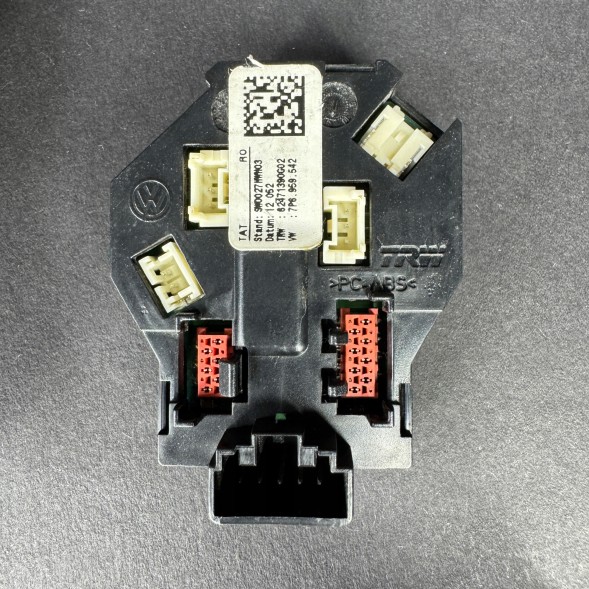 Volkswagen OE 7P6.959.537 / 8 , 7P6.959.542 2010-2018 Volkswagen Touareg 7P рамки КАРБОН + кнопки керма