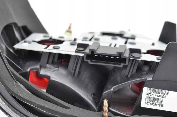 Eagle Eyes ME05 Mercedes w210 1995-2002 e клас лампи задня red smoke димчаста комплектація