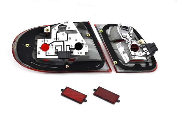 Eagle Eyes ME05 Mercedes w210 1995-2002 e клас лампи задня red smoke димчаста комплектація