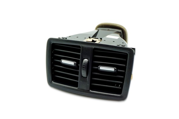 BMW OE 64229292742 Решітка повітрозабірника задня bmw f39 f48