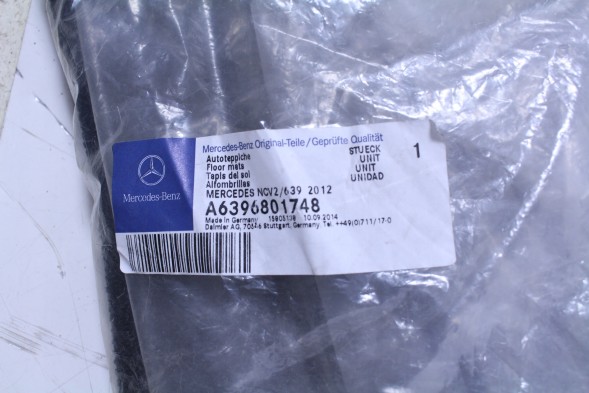 Mercedes-Benz OE КОМПЛЕКТ КИЛИМКІВ КАБІНИ MERCEDES A6396801748