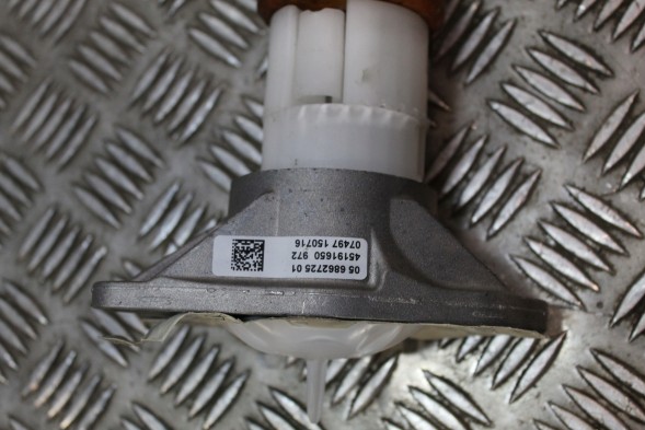 BMW OE BMW F30 LCI LIFT ЗАДНІ АМОРТИЗАТОРИ 6883830