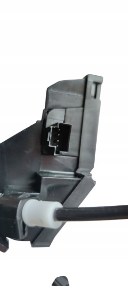 Китай A2037500085 2037500085 A2037500085 ЗАМОК КРИШКИ БАГАЖНИКА СЕДАН MERCEDES W203 W211 + роз'єм