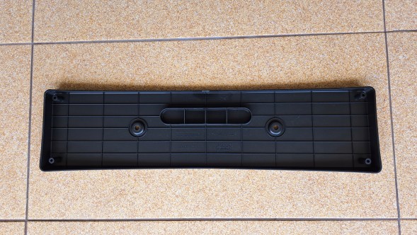 Ford OE kuga 3 podkładka tablicy rejestracyjnej T.1 Ford Kuga MK3 накладка номерного знака задня 2494265 НОВА