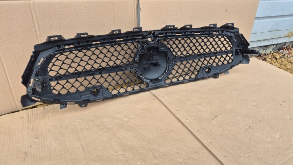 Mercedes-Benz OE GRILL ATRAPA CHŁODNICY MERCEDES CLA C118 LIFT AMG SZARY Муляж решітки радіатора GRILL Mercedes CLA W118 C118 LIFT AMG ПІД КАМЕРУ OE !