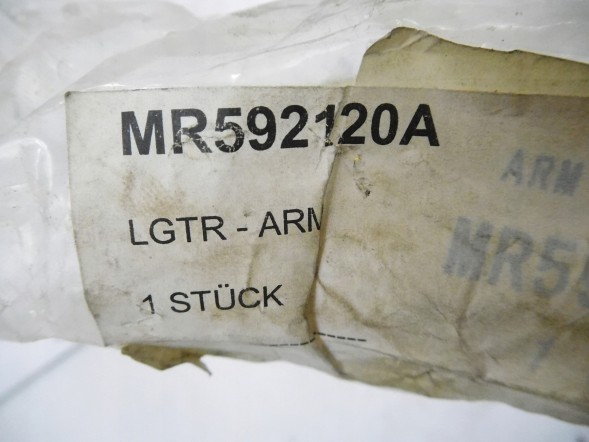 Mitsubishi OE MR592120A Плече рульової передачі mitsubishi pajero l200 oe mr592120a