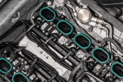 Китай USA-RAD-20-0867-03 Паливні шланги з фільтром 10 мкм та регулятором для Audi R8 Lamborghini Gallardo
