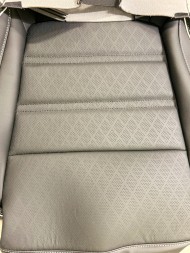 Kia OE ОБШИВКА ПЕРЕДНЬОГО СИДІННЯ ПАСАЖИРА KIA SORENTO 88160C5PG2CPA