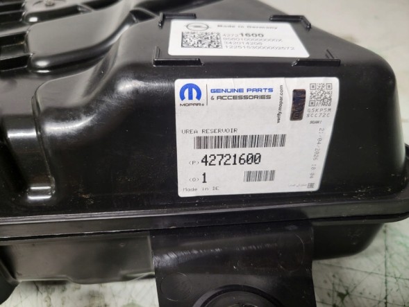 Opel OE 42721600 6139 OPEL ASTRA K V 1.5 CDTI БАК ДЛЯ РІДИНИ ADBLUE OE 6139