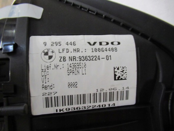 BMW OE BMW F46 F45 годинник hud 9363224 9295446