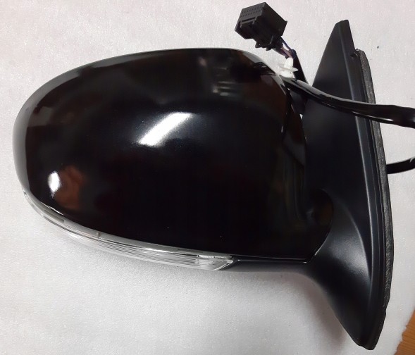View Max 9514524M Дзеркало праве для VW GOLF 5 6 універсал JETTA LC9X, 6 пінів