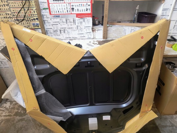 Tong Yang 7901P3 CITROEN C5 III 2008 - КАПОТ, КРИШКА ДВИГУНА