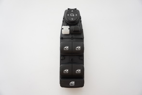 BMW OE 9327046 BMW G30 G01 Кришка панелі управління передніх дверей