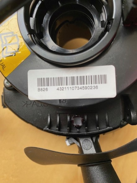 Alfa Romeo OE Перемикач комбінований під кермо Alfa Romeo 147 OE735365517 ОРИГІНАЛ