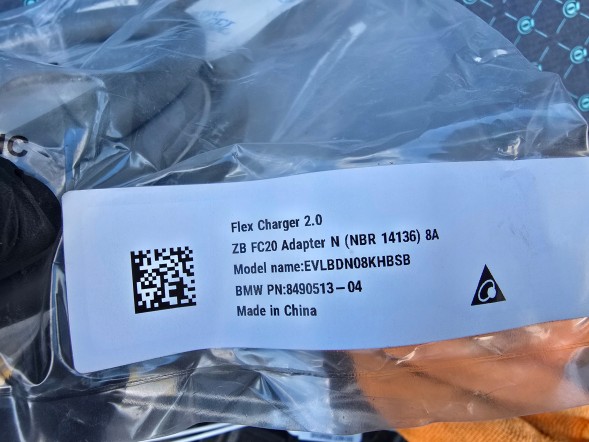 BMW OE ADAPTER KABLA ŁADOWANIA BMW 8490513 61448490513 QUALI23.09,25 АДАПТЕР КАБЕЛЮ ЗАРЯДЖАННЯ BMW 8490513 61448490513